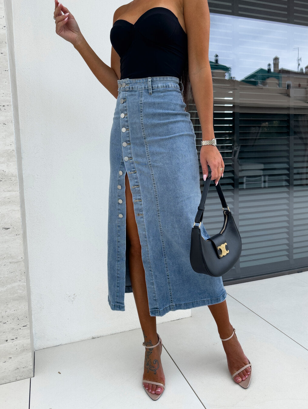 Hespera | Sleek & Stylish Body-Hugging Denim Skirt